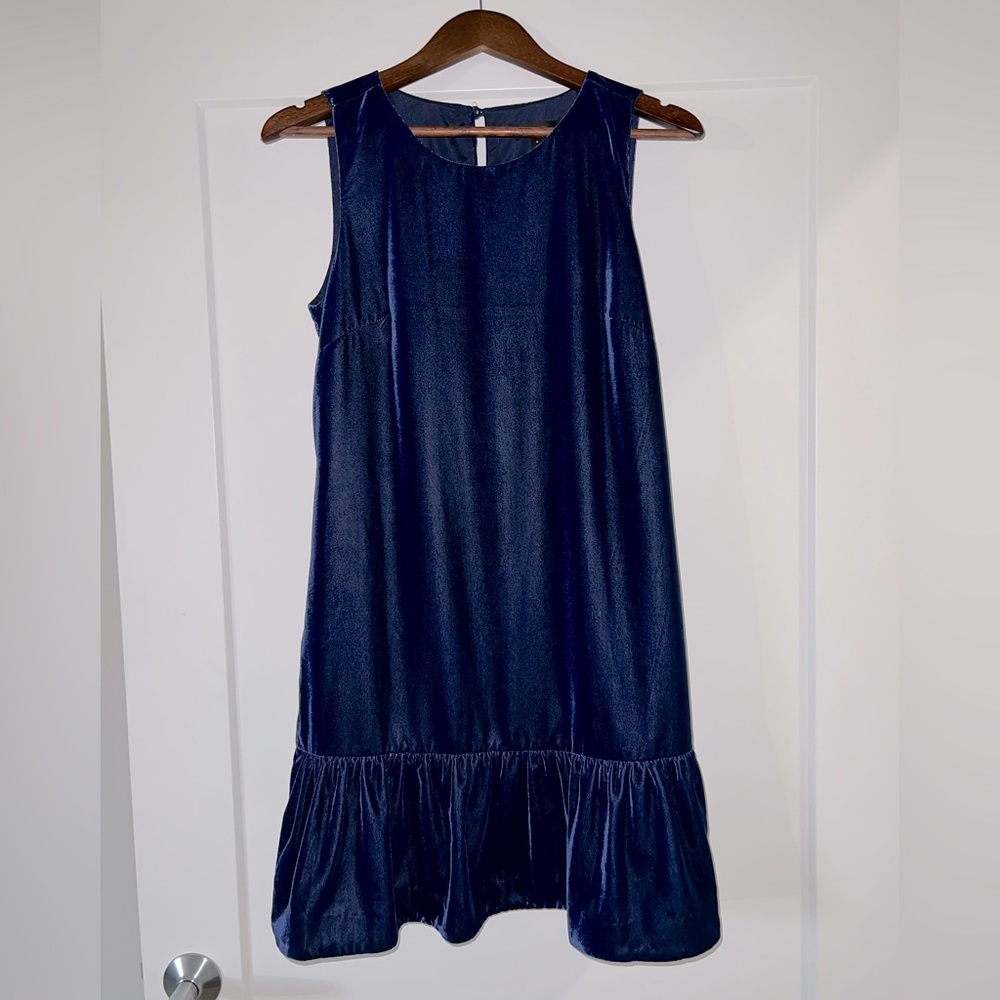 NWT J.Crew Navy Velvet Shift Dress (Size 4)